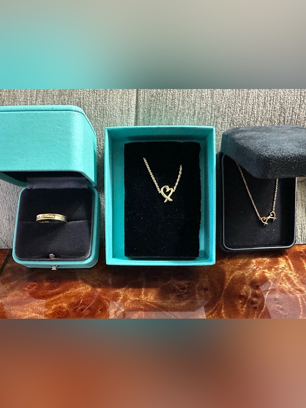 3 items,authentic Tiffany 18k yellow Pendant Necklace, Bracelet , Ring!